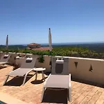 Felicidade Bed & Breakfast