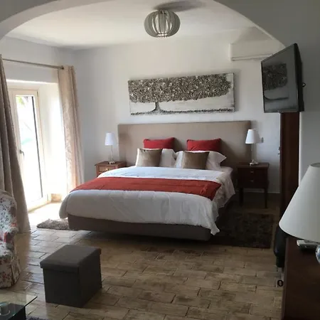 Felicidade Bed & Breakfast *