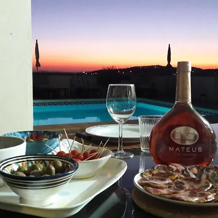 Bed & Breakfast Felicidade Loule